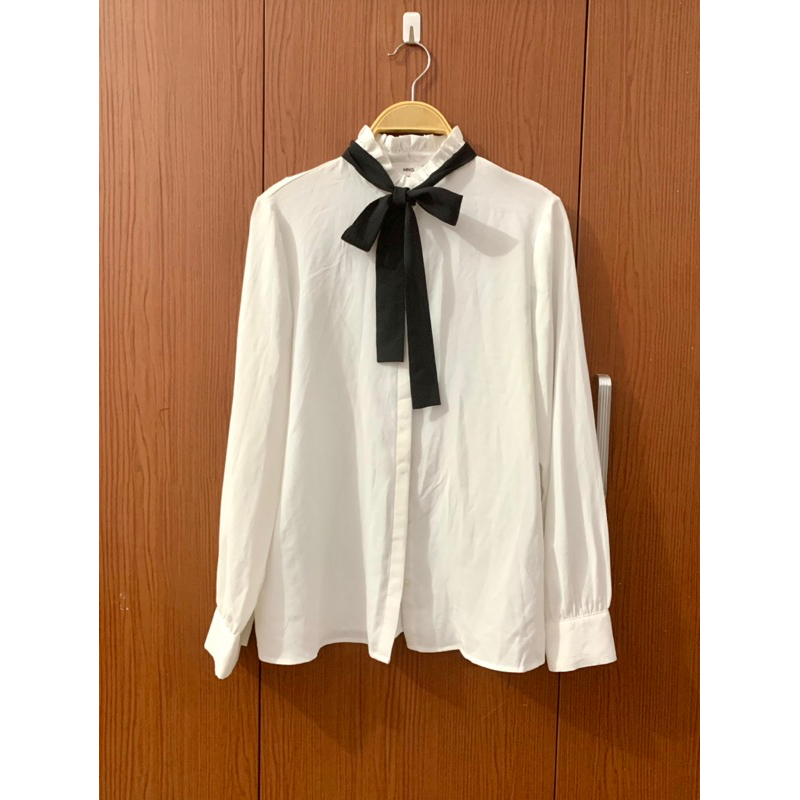 Sơmi trắng MNG chuẩn auth