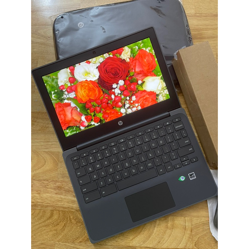 New! Laptop Chromebook HP 11A-G8 Màn Hình Cảm Ứng, Máy Nhập Mỹ cho học sinh