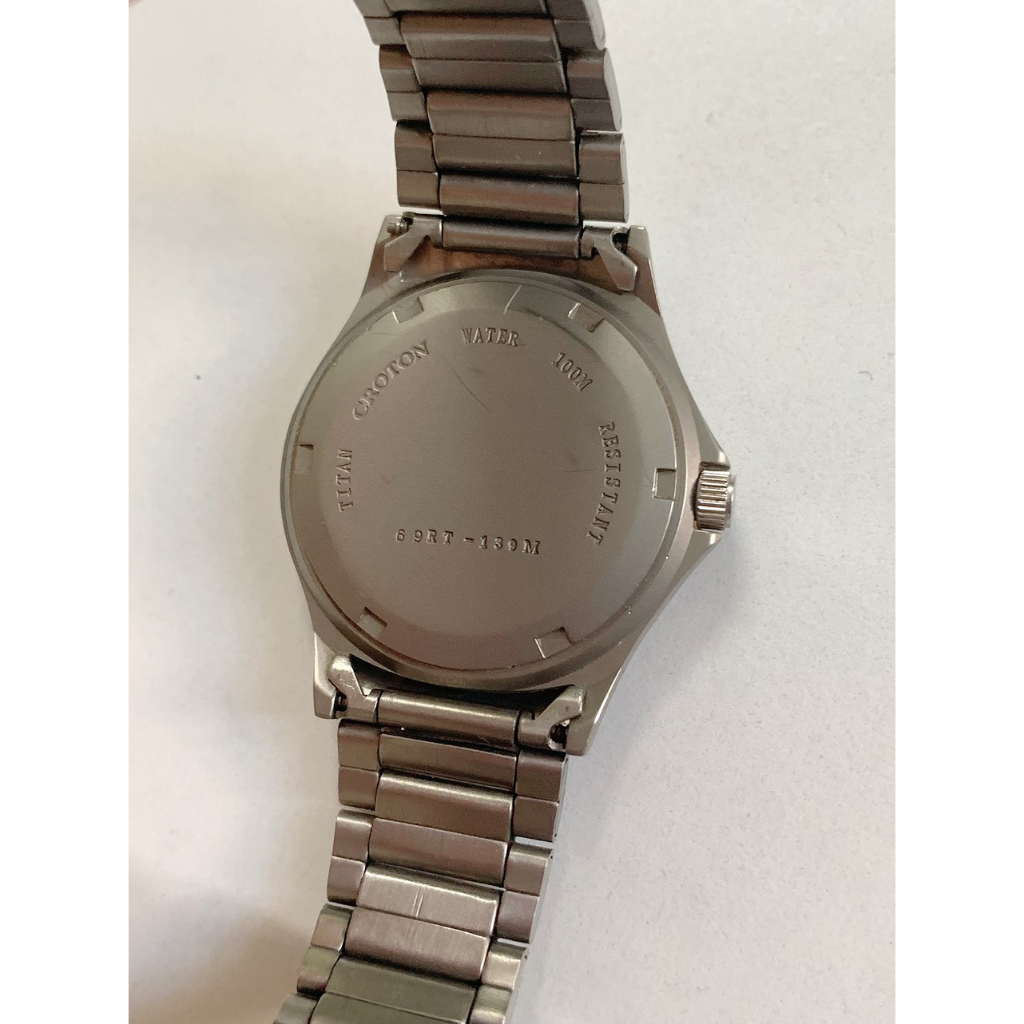 Đồng hồ nam Croton Titanium 69RT-139M hàng si Nhật đã qua sử dụng hình thức đẹp