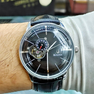 Đồng Hồ Nam Bulova Kính Cong Máy Automatic Size 42mm Fullbox Hãng