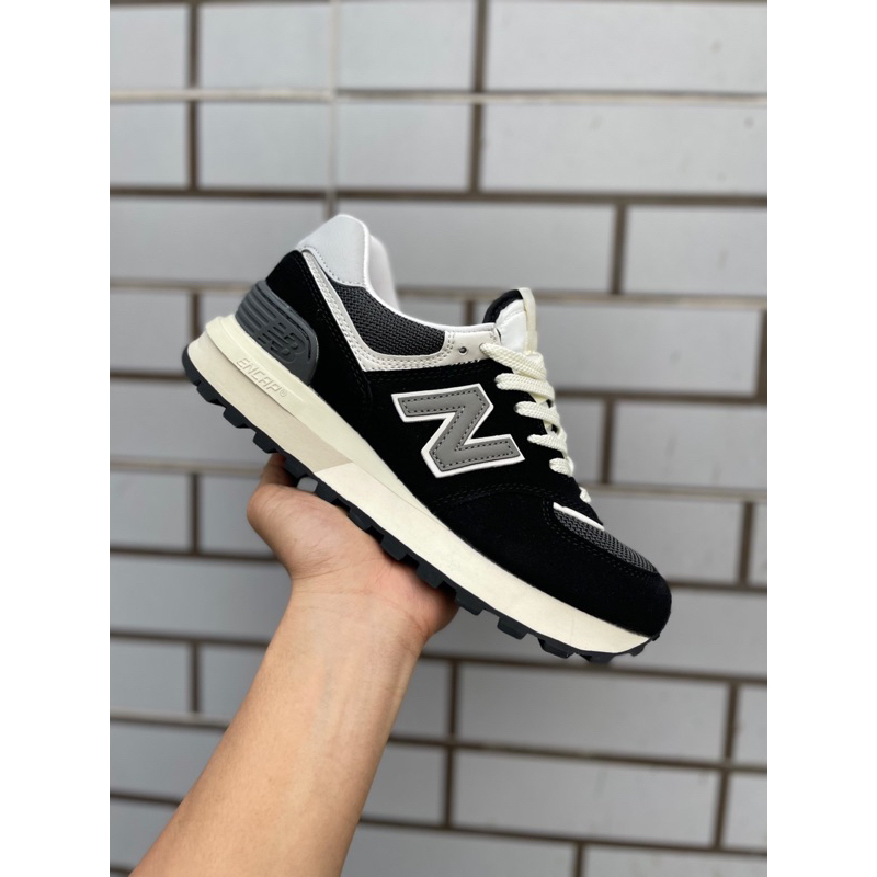 Giày thể thao New Balance Crt574 V2 đen