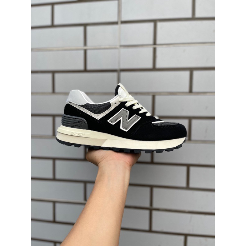 Giày thể thao New Balance Crt574 V2 đen
