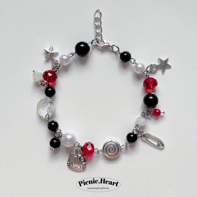 | Picnic Heart | RED BLACK BRACELET  thép không gỉ
