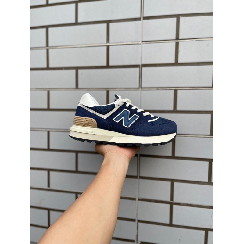 Giày thể thao New Balance CRT574 V2 navy