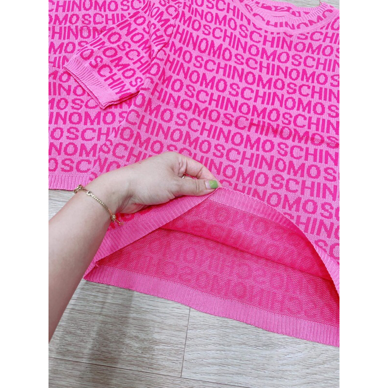 ÁO LEN HỒNG CHỮ