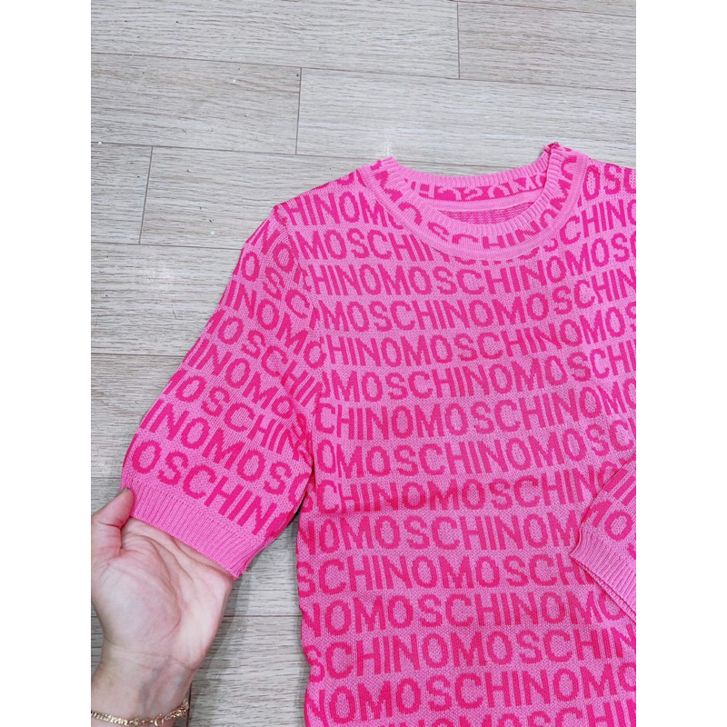 ÁO LEN HỒNG CHỮ