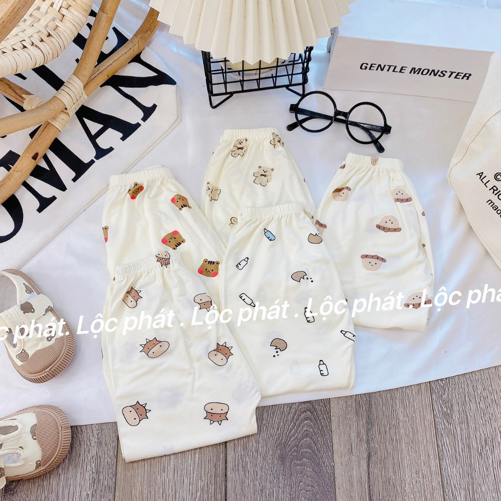 Quần dài thun lạnh petit nền kem cho bé