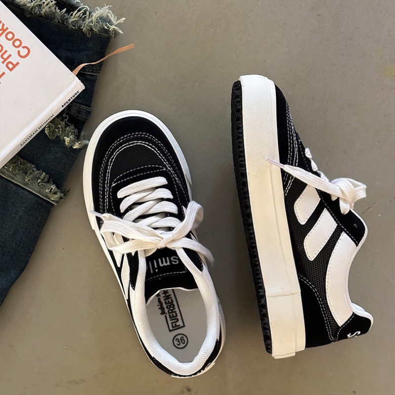 Giày sneaker mũi tròn fullbox bản mới logo tag tym