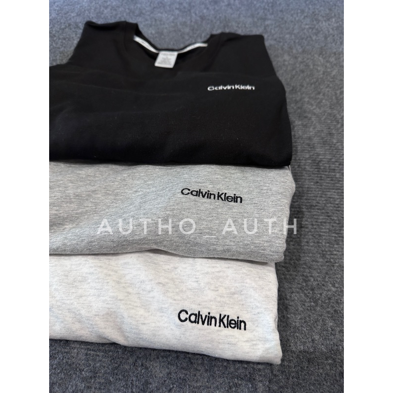Áo Sweatshirt Calvin Klein Logo Thêu Chữ Basic