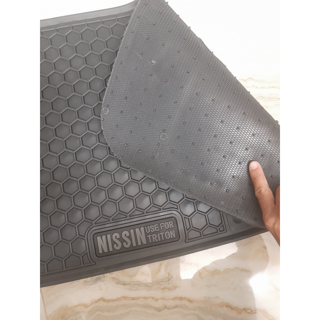 Lót Sàn Linh Anh Car - Thảm Lót Sàn Oto Triton, Thảm Sàn Cao Su Đúc Không Mùi Cao Cấp Nissin