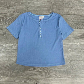 Áo thun gân croptop phối nút Spao COBÉ