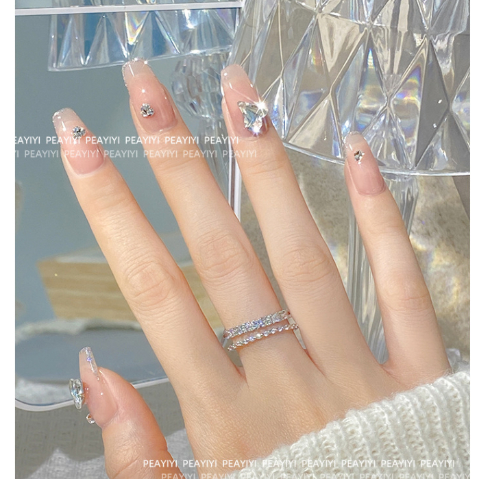 Đá khối tim nail size 8mm, đá tim nail màu trắng đính móng
