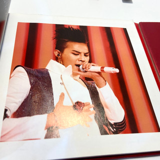 (Album 2CD) G-Dragon ( BIG BANG ) – Shine A Light - First Live Concert (chính hãng đã qua sử dụng)