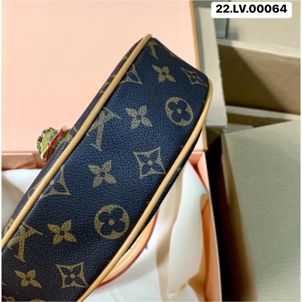 Túi xách nữ. Mã 22.LV.00064