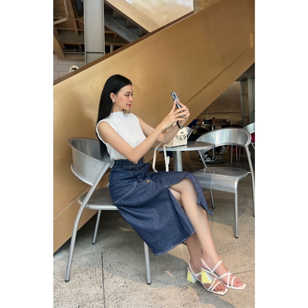 Chân váy denim skirt by MALLOU