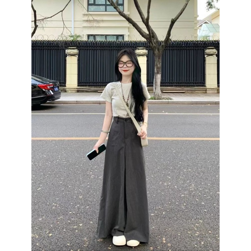 Bộ hai mảnh thời trang nữ
