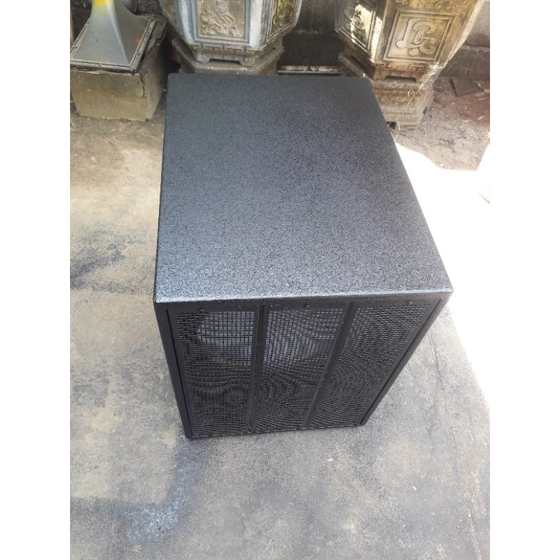 1 cái vỏ sub hơi 40