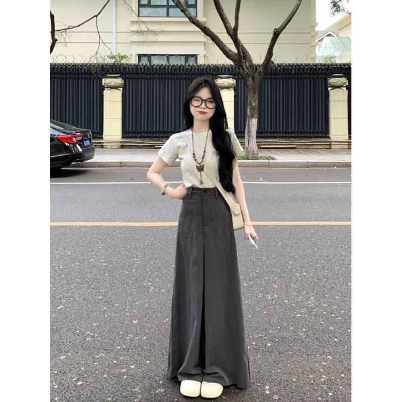 Bộ hai mảnh thời trang nữ