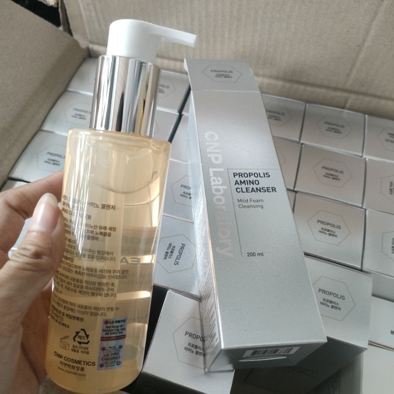 Sữa Rửa Mặt Keo Ong CNP 200ml