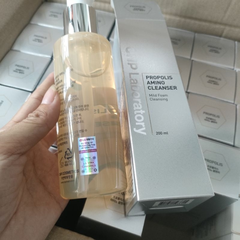 Sữa Rửa Mặt Keo Ong CNP 200ml