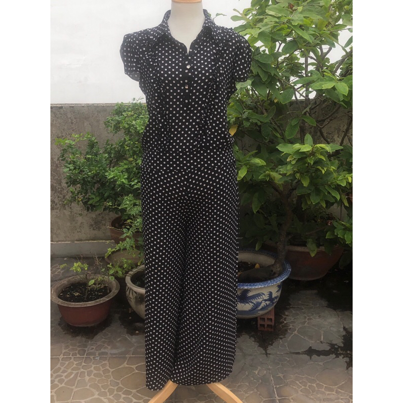 Bộ nữ đen chấm bi