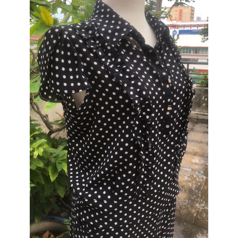 Bộ nữ đen chấm bi