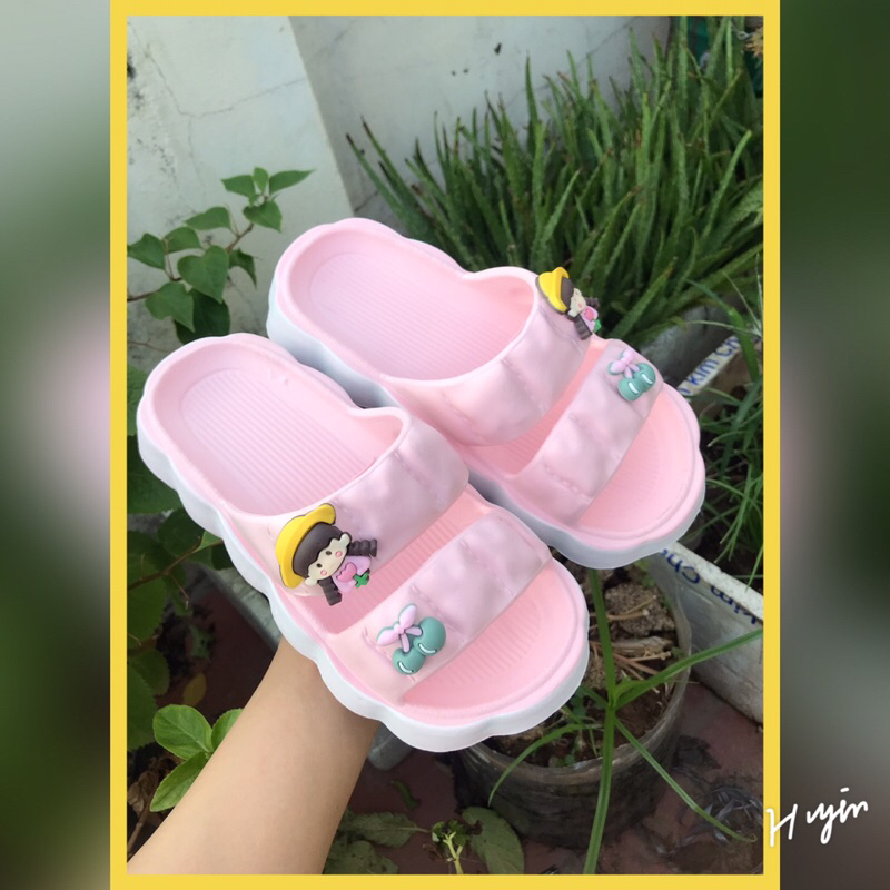 Dép Nữ Bánh Mỳ Quai Đúc Đính Sticker Dễ Thương Đế Cao Nhiều Màu Siêu Nhẹ Đi Cực Êm Chân Shop-uytin678