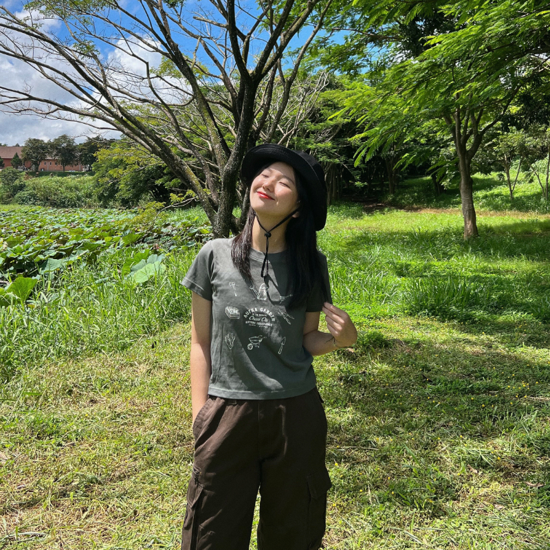 Áo thun trơn nữ cổ tròn - Baby Tee "Chăm Chỉ"  Aufra Studio