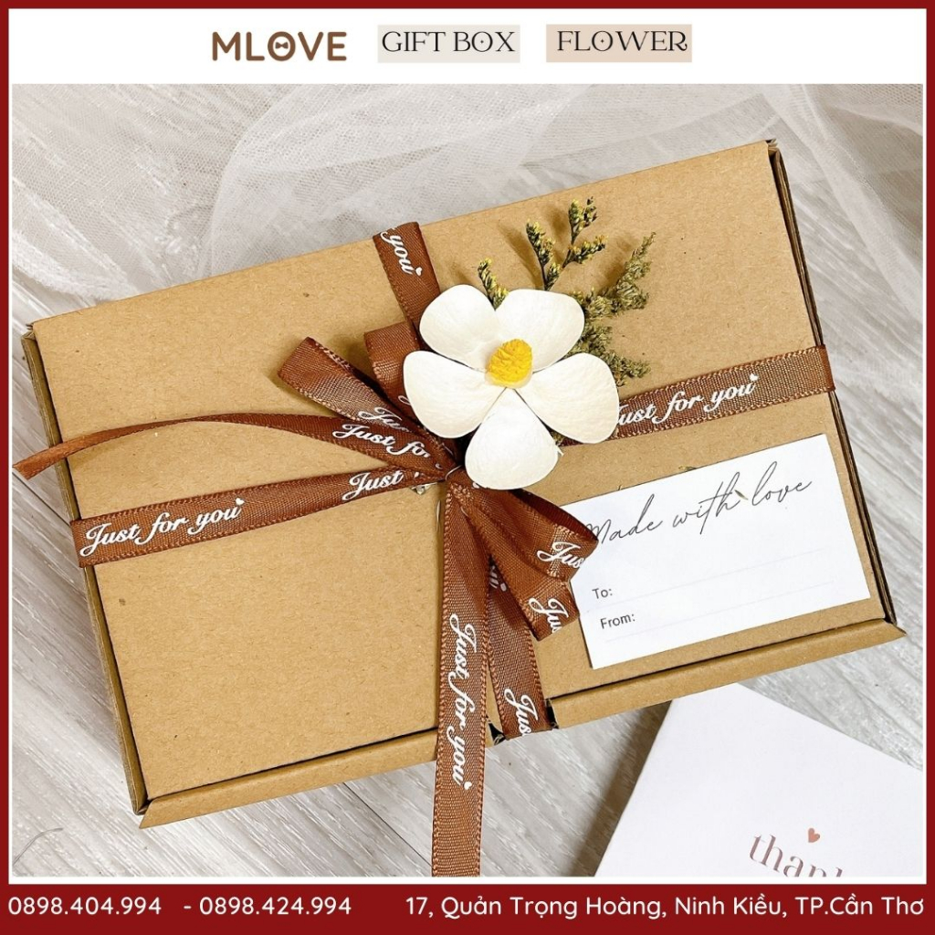 Hôp đựng quà tặng bạn gái - Hộp quà tặng bạn trai, tặng người yêu trang trí hoa khô siêu đẹp có sẵn nhiều kích thước