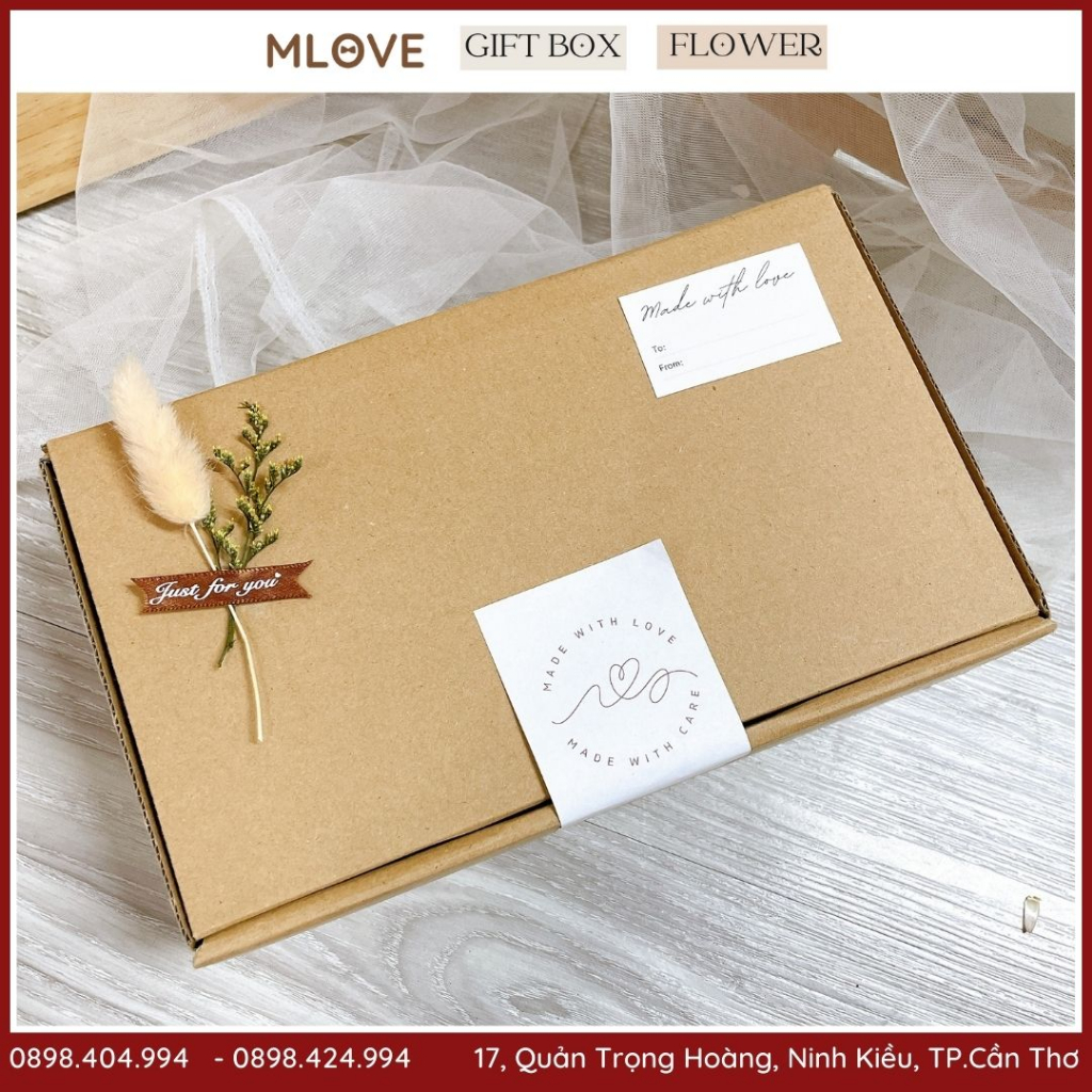 Hôp đựng quà tặng bạn gái - Hộp quà tặng bạn trai, tặng người yêu trang trí hoa khô siêu đẹp có sẵn nhiều kích thước