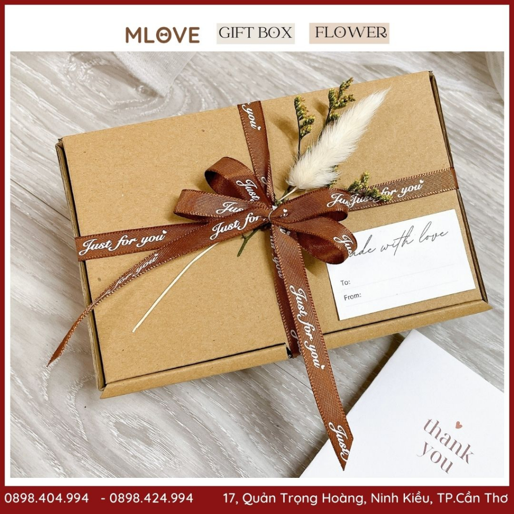 Hôp đựng quà tặng bạn gái - Hộp quà tặng bạn trai, tặng người yêu trang trí hoa khô siêu đẹp có sẵn nhiều kích thước