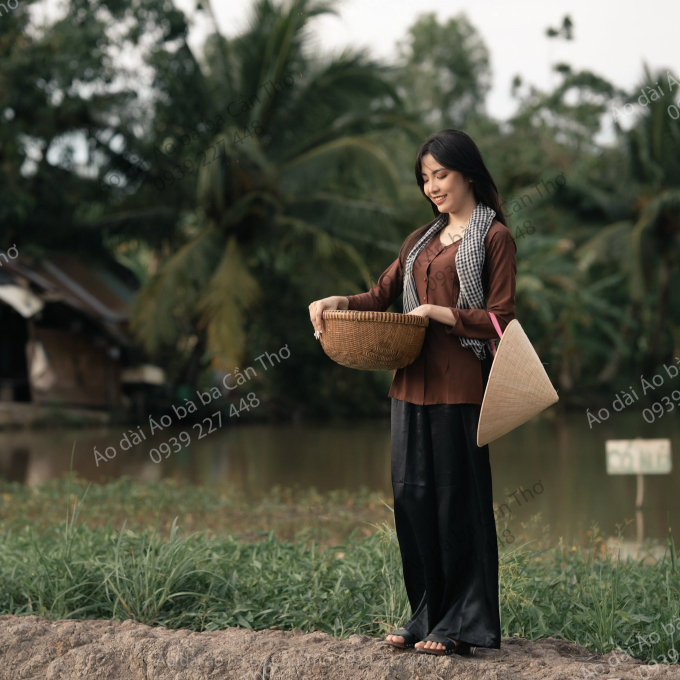 Bộ áo bà ba lụa nâu - Có bộ bà ba Bigsize- may sỉ bà ba toàn quốc - May bộ bà ba theo yêu cầu