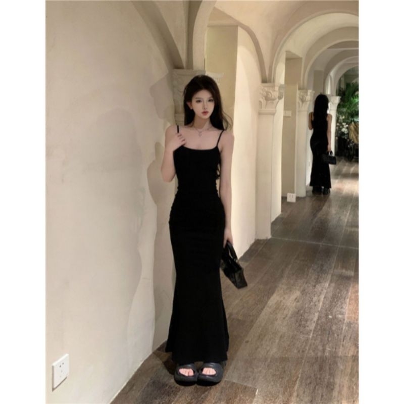 Váy body 2 dây phong cách pháp dáng dài đuôi cá màu nâu đen hàng qccc