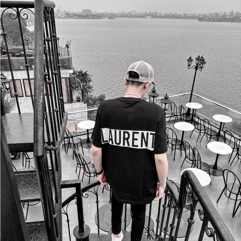 Áo Phông Nam Nữ Saint Hình In Nhiệt - Áo Phông Đôi Nam Nữ Cực Hot Chất Vải loại 1 dày dặn thấm hút mồ hôi - hàng có sẵn