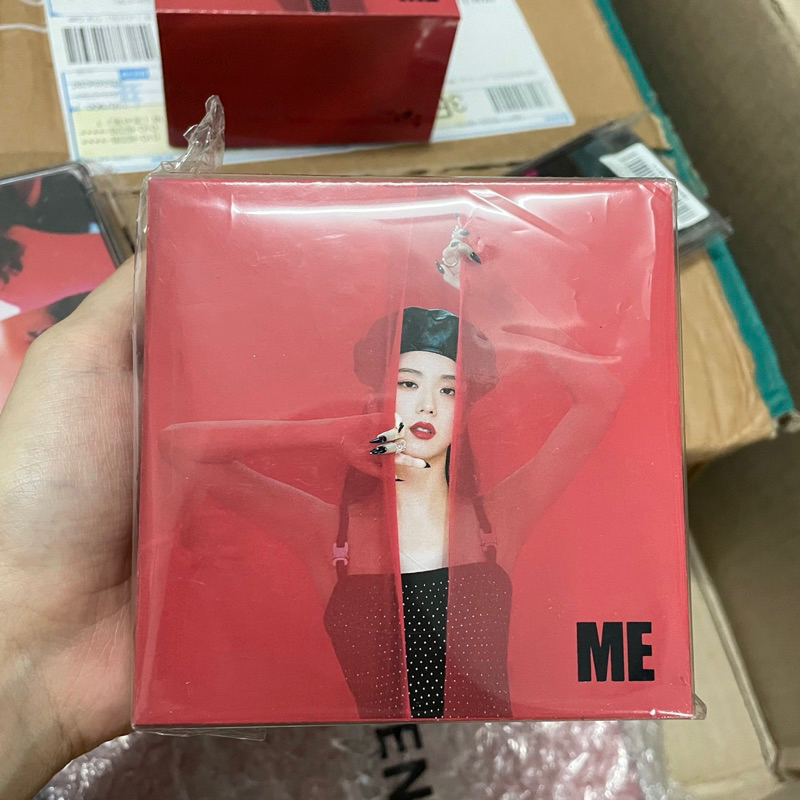 Jisoo Blackpink First Single ME Kit Album | Ảnh thật