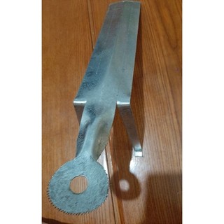 Bàn nạo dừa.tặng dao bào đa năng