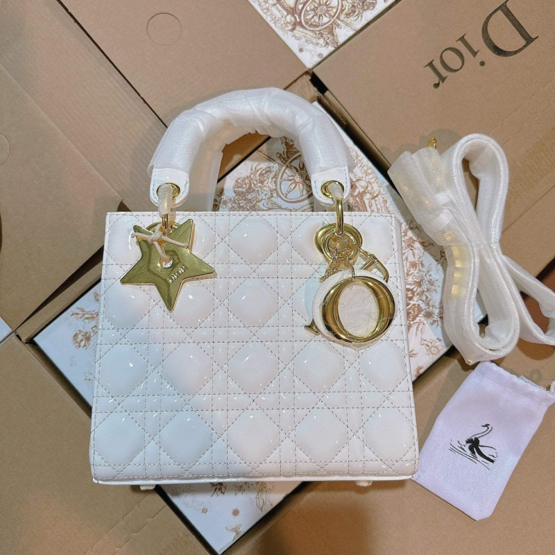 Túi Cầm Tay Đeo Chéo Size 21 Da Bóng Hàng 2 Bocx Nam Châm Sịn Sò Nguyên Siu Bản vip Tặng  Kèm Khăn