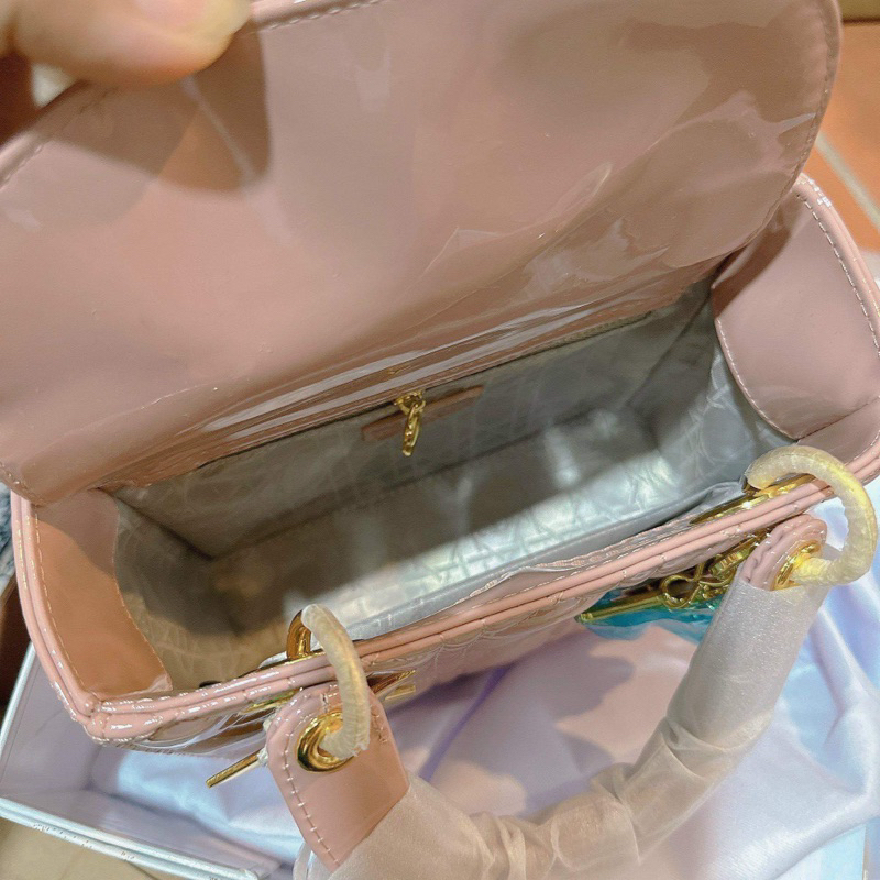 Túi Cầm Tay Đeo Chéo Size 21 Da Bóng Hàng 2 Bocx Nam Châm Sịn Sò Nguyên Siu Bản vip Tặng  Kèm Khăn