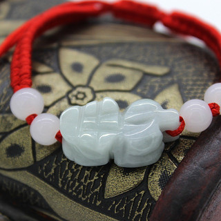 Vòng tay dây chỉ đỏ handmade ngọc Tỳ Hưu thiên nhiên xanh trắng may mắn phong thủy