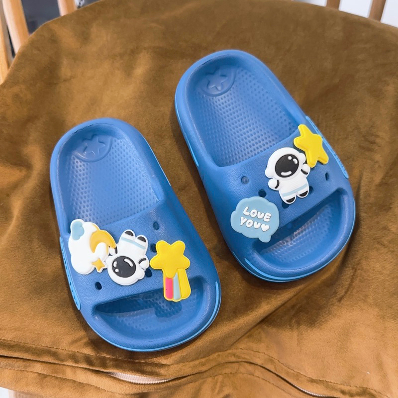 Dép lê phi hành gia bé trai siêu nhẹ