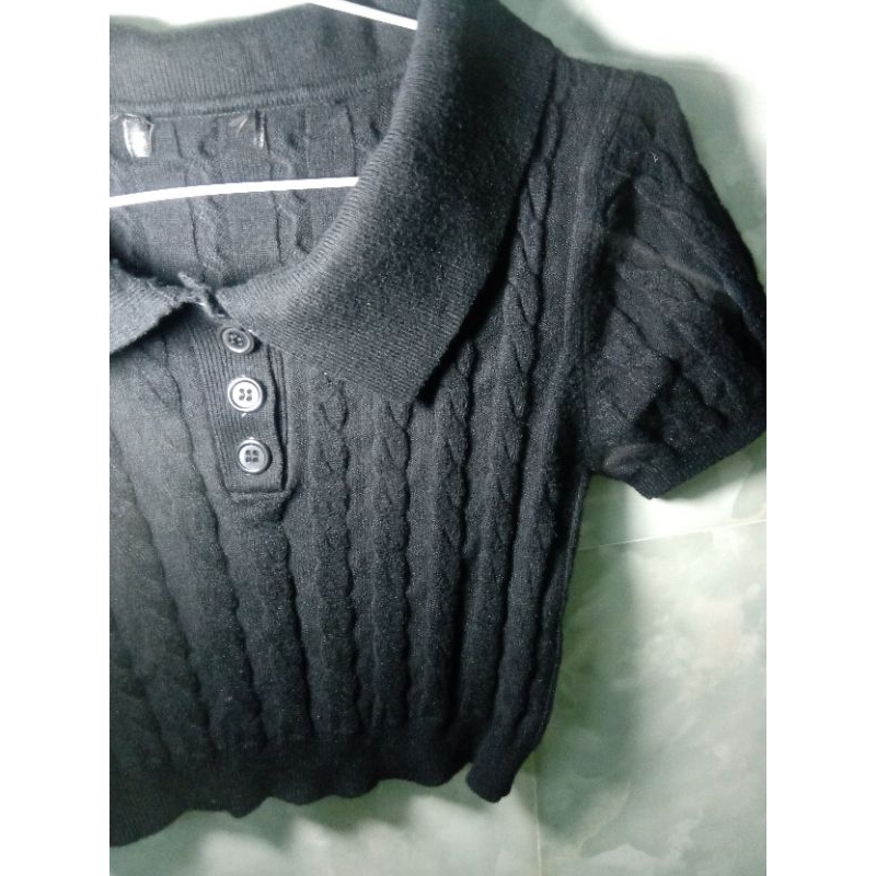 Pass áo mongtoghi croptop mua 90k pass 32k