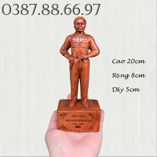 Tượng bác Võ Nguyên Giáp cao 20cm chất liệu gỗ hương nguyên khối