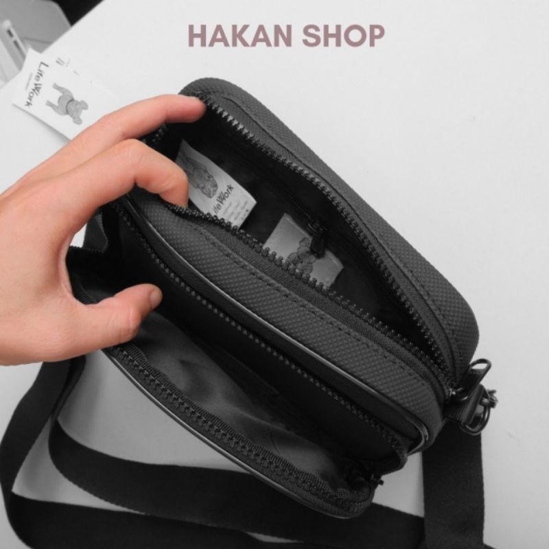 Túi Đeo Chéo Nam Nữ LIFE WORK Chất Liệu 100% Dạ Si Chống Nước Logo SiliconFull Tem Tap 2 Ngăn Kèm Túi Nhỏ Size 21*15*6cm