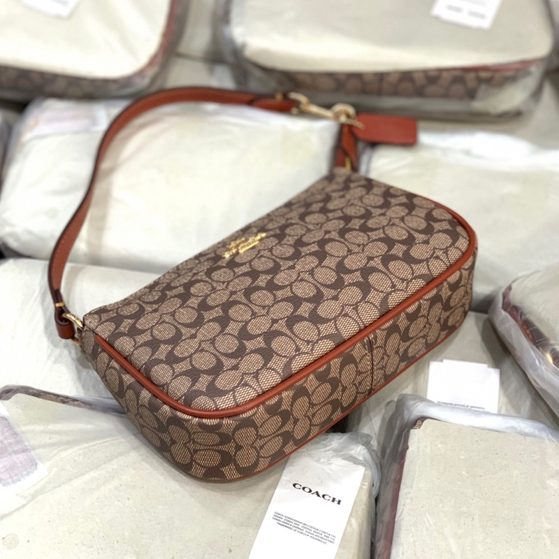 Túi Coach nolita size 19