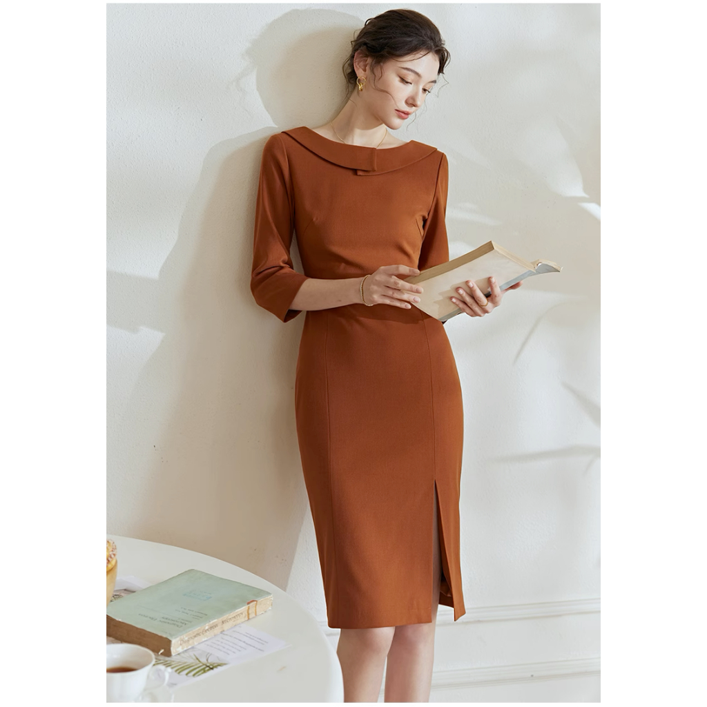 Đầm bút chì cổ thuyền tay lửng màu cam trơn