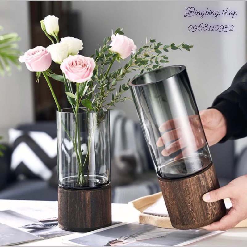 Bình hoa thủy tinh hình trụ đế gỗ decor cao cấp