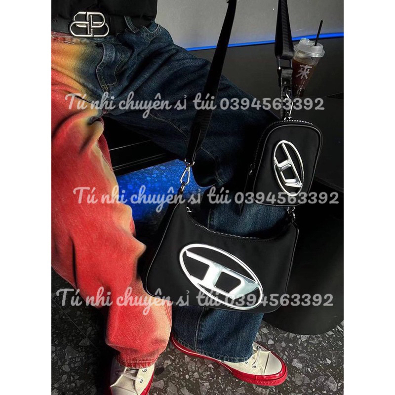 Túi đeo chéo chứ D kèm túi nhỏ