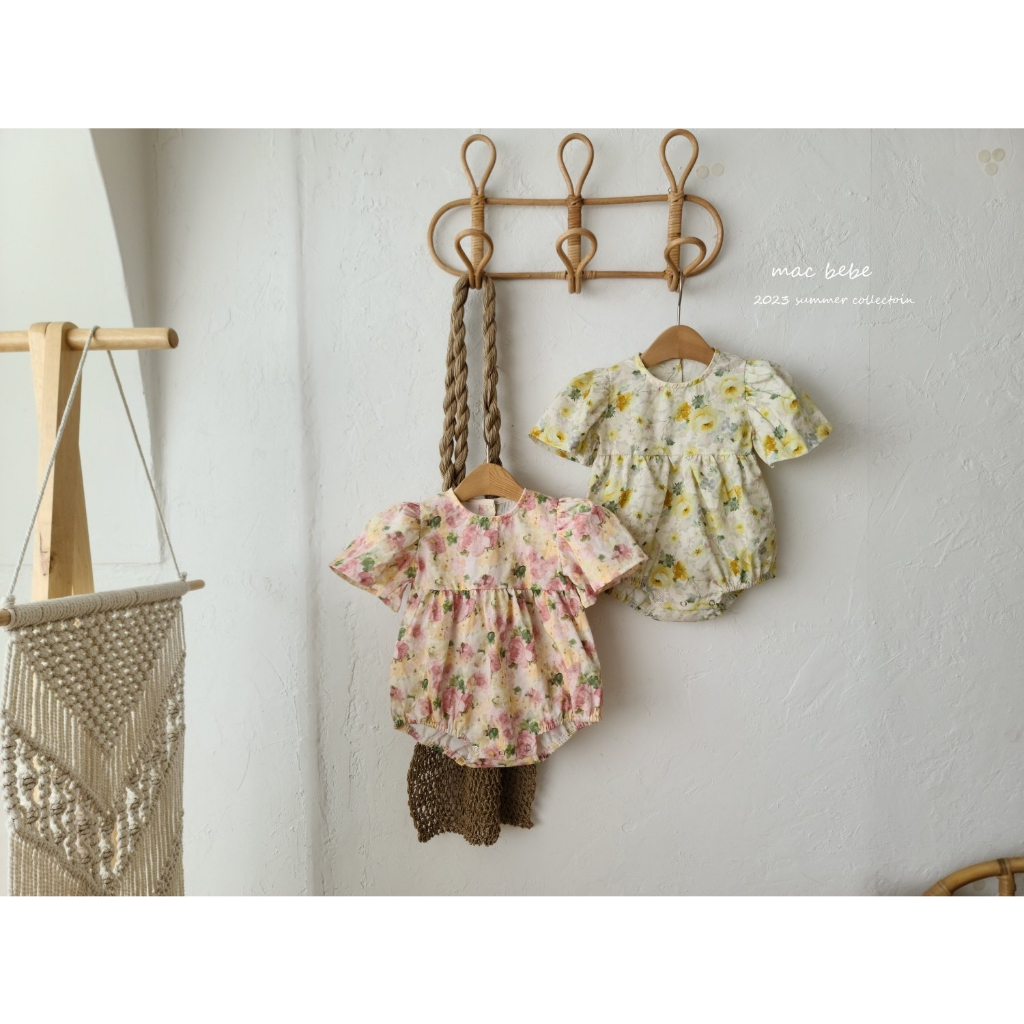 Macbebe Bodysuit hoa cho bé gái Hàn Quốc