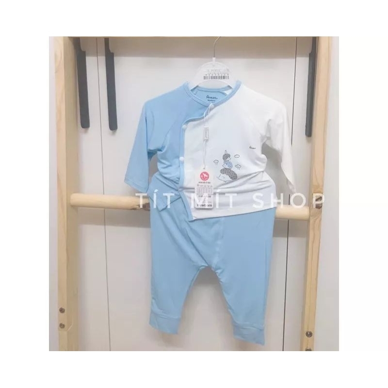 Bộ sơ sinh dài tay cài lệch Avaler mẫu mới