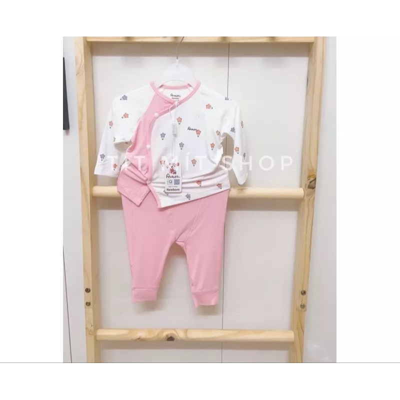 Bộ sơ sinh dài tay cài lệch Avaler mẫu mới